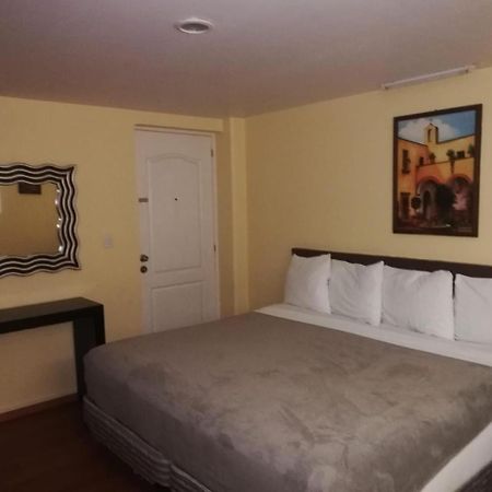 Hotel Torre Esmeralda Chilpancingo de los Bravos エクステリア 写真
